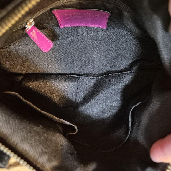 Coach Berry and Gray Stripe Wool Satchel and Dustbag - Picture 13 of 17